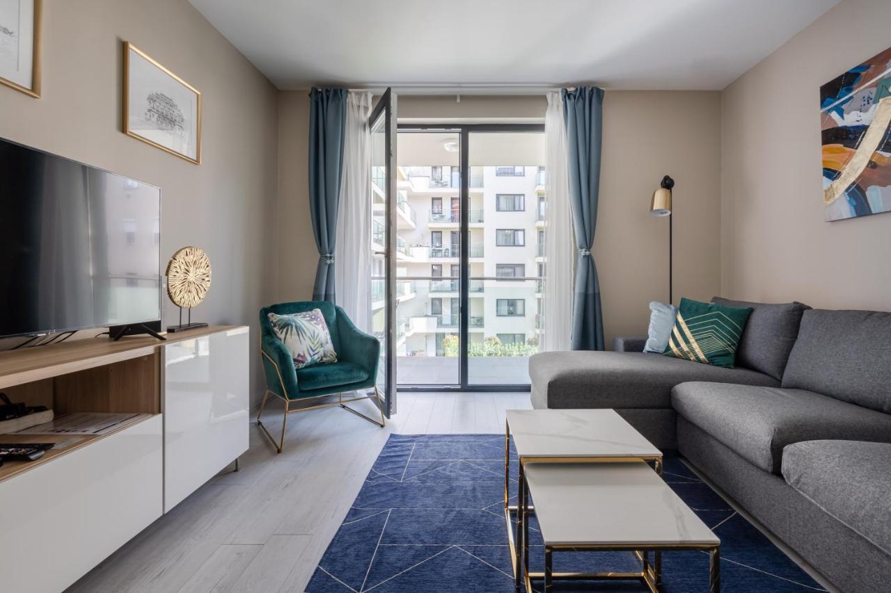 Navy Angel Apartment With Balcony Boedapest Buitenkant foto